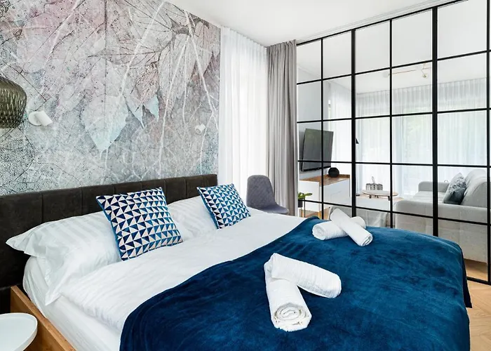 Stone Hill Sunrise Apartment